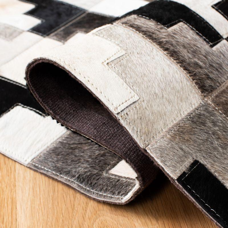 Studio Leather STL172 Hand Woven Area Rug - Ivory/Black - 3'x5' - Safavieh.