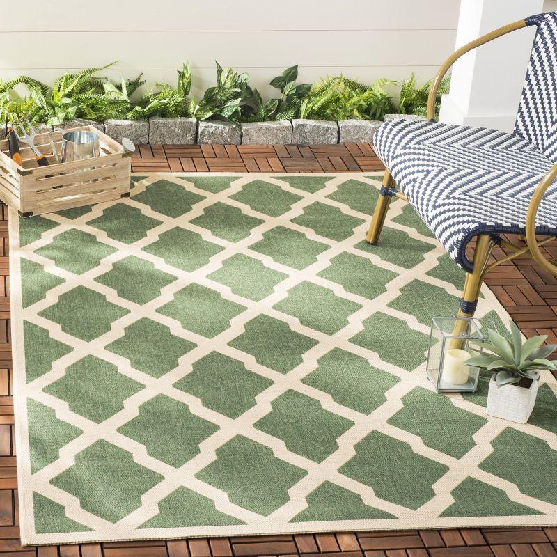 Beach House BHS122 Power Loomed Indoor/Outdoor Area Rug - Green/Creme - 6'7"x6'7" - Safavieh