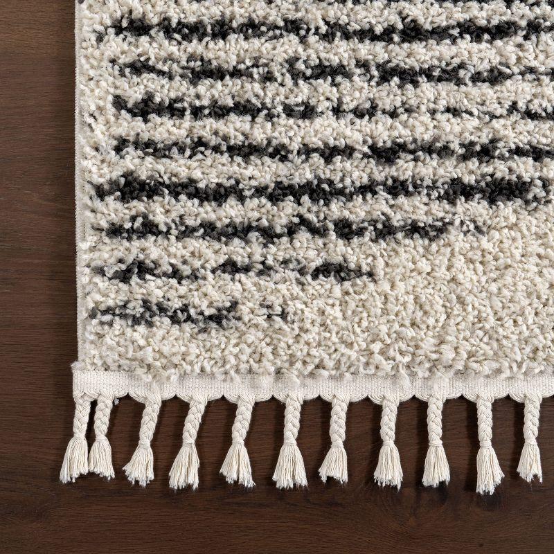 Nuloom Bria Trellis 2x10 Runner Shag Indoor Area Rug for Living Room Bedroom Dining Room Nursery Entryway Hallway, Off White/Charcoal