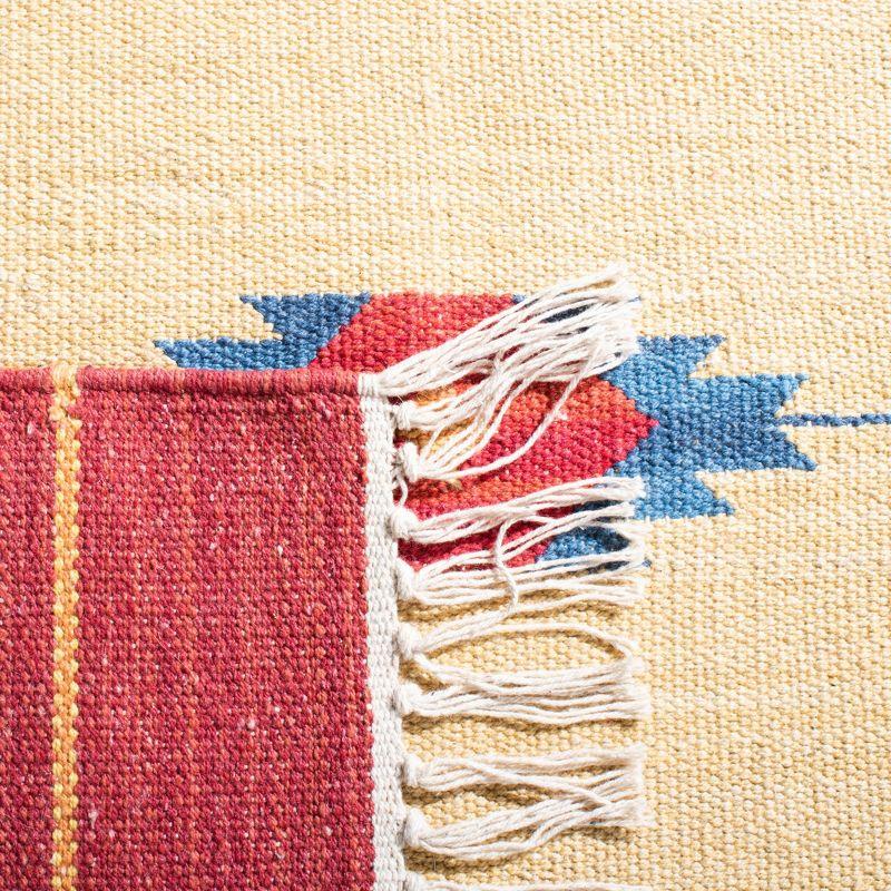 Coastal Charm Handwoven Cotton 6' Square Red Area Rug