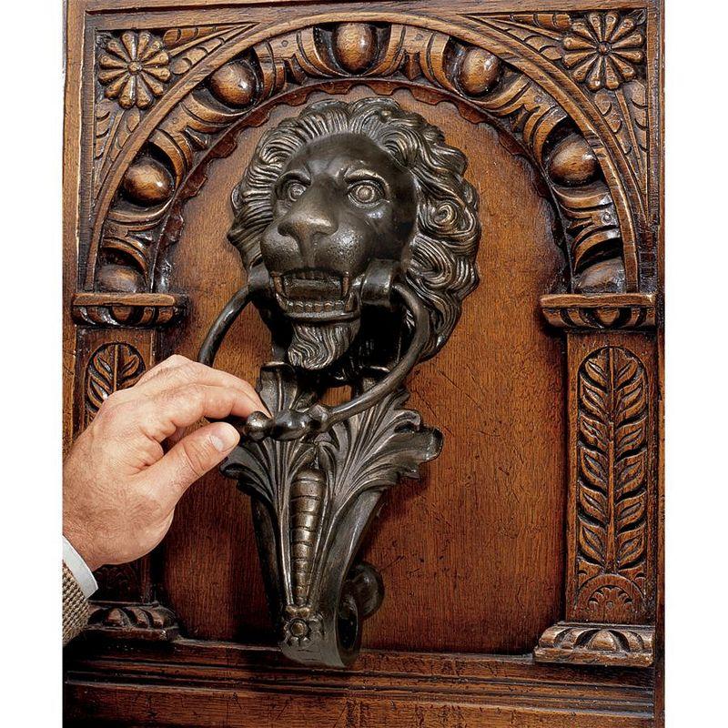 Design Toscano Grande Florentine Lion Authentic Foundry Iron Door Knocker