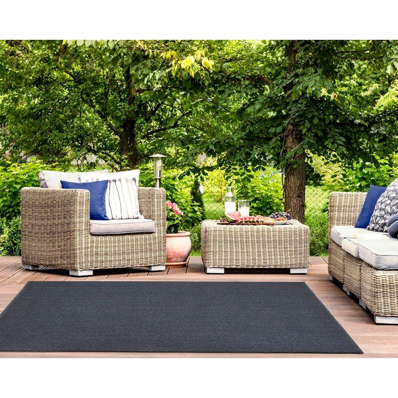 Liora Manne Calais Solid Indoor/Outdoor Rug Navy 5' x 7'6"