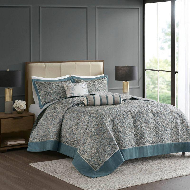 Aubrey 5 Piece Jacquard Bedspread Set with Throw Pillows