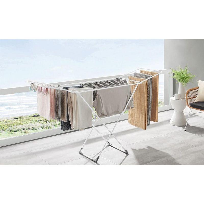 White Foldable Metal Laundry Drying Rack with Gullwings