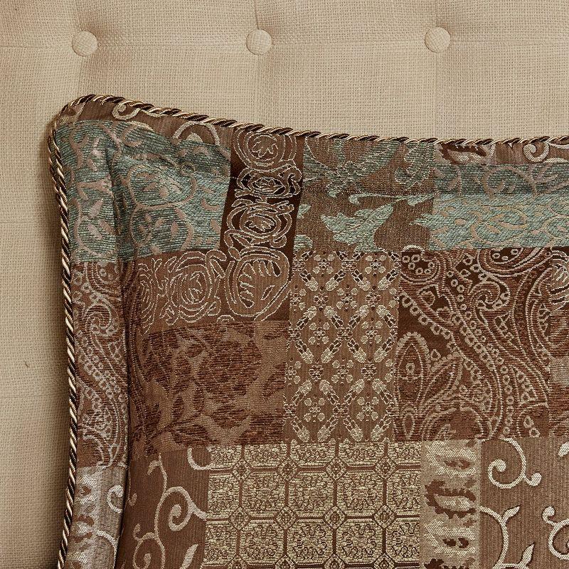 Gracie Mills Lange 4-Piece Patchwork Chenille Jaquard Comforter Set