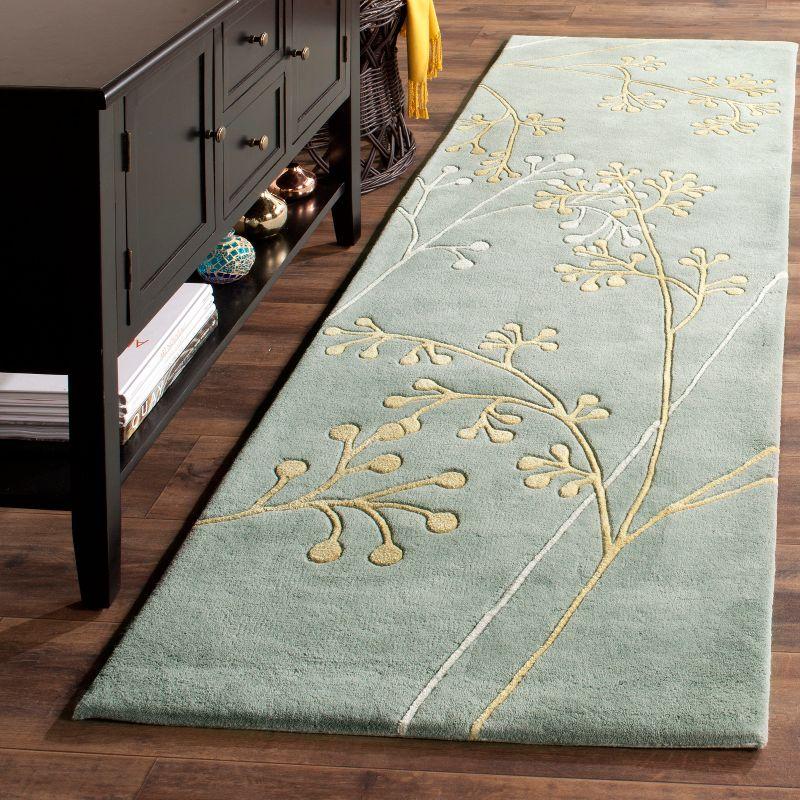 Soho SOH305 Hand Tufted Area Rug  - Safavieh