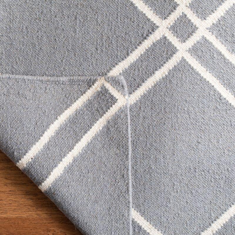 Dhurries DHU638 Hand Woven Area Rug - Grey/Ivory - 6'x6' - Safavieh.