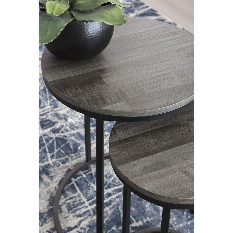 Signature Design by Ashley Casual Briarsboro Accent Table (Set of 2)  Black/Gray