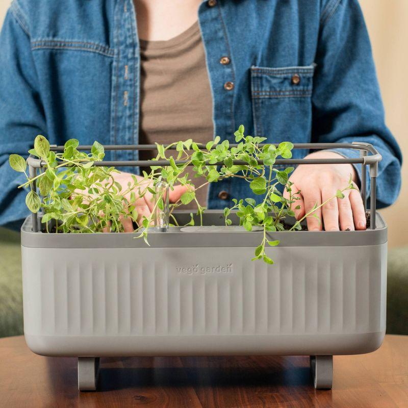 Vego Garden Mini Herb Plastic Outdoor Pot Planter with Trellis