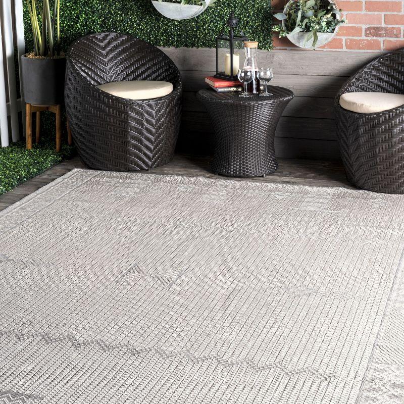 Foundry Select Altus Gray Indoor/Outdoor Area Rug