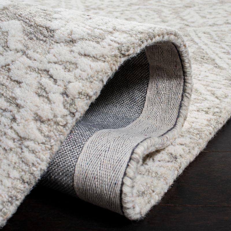 Metro MET987 Hand Tufted Indoor Area Rug - Light Brown/Ivory - 5'x8' - Safavieh