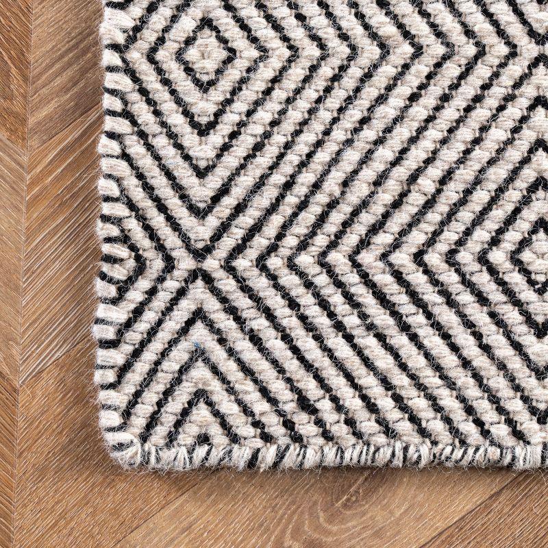 Nuloom Ago Diamond 2x6 Wool Runner Indoor Area Rug for Living Room Bedroom Dining Room Entryway Hallway Kitchen, Ivory