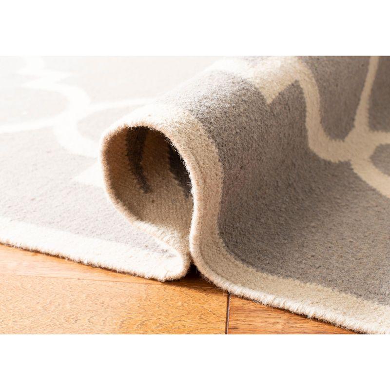 Dhurries DHU633 Hand Woven Area Rug - Dark Grey/Ivory - 5'x8' - Safavieh.
