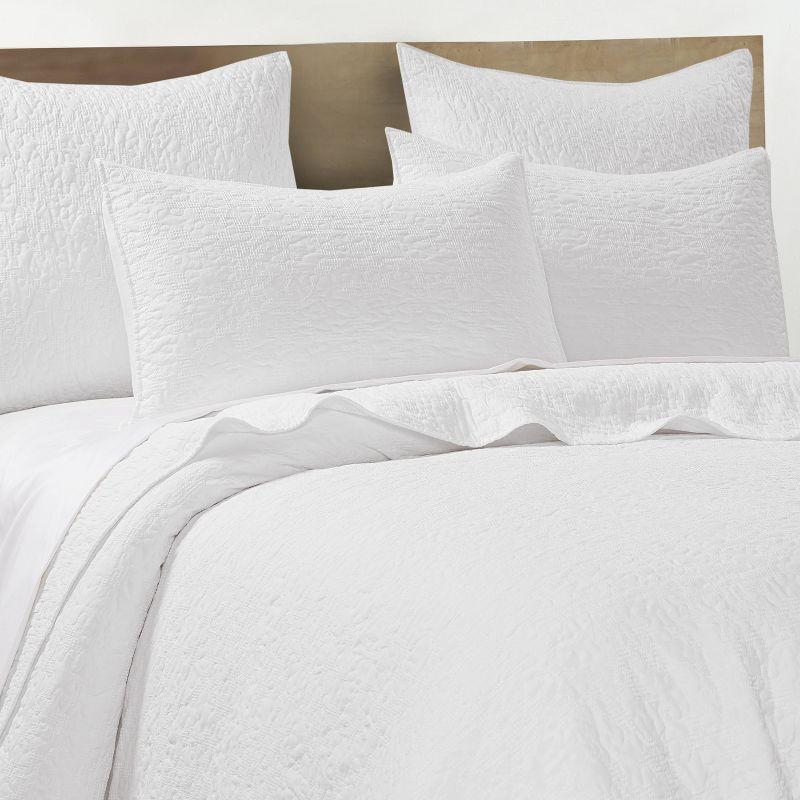 Emory White Polyester Quilt Set