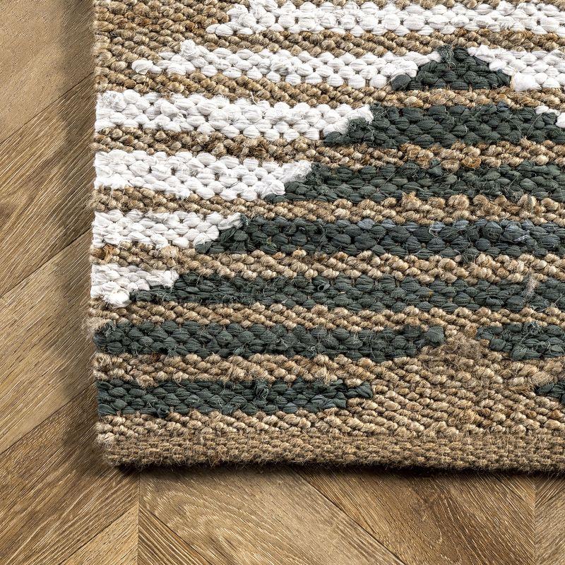 nuLOOM Hand Braided Marla Denim And Jute Diamonds Area Rug, 3' x 5', Olive