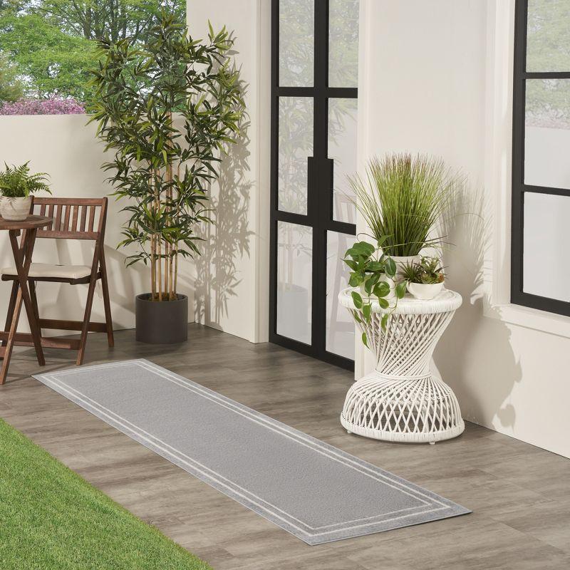 Nourison Essentials 2'2" x 7'6 Grey/Ivory Contemporary Indoor/Outdoor Rug