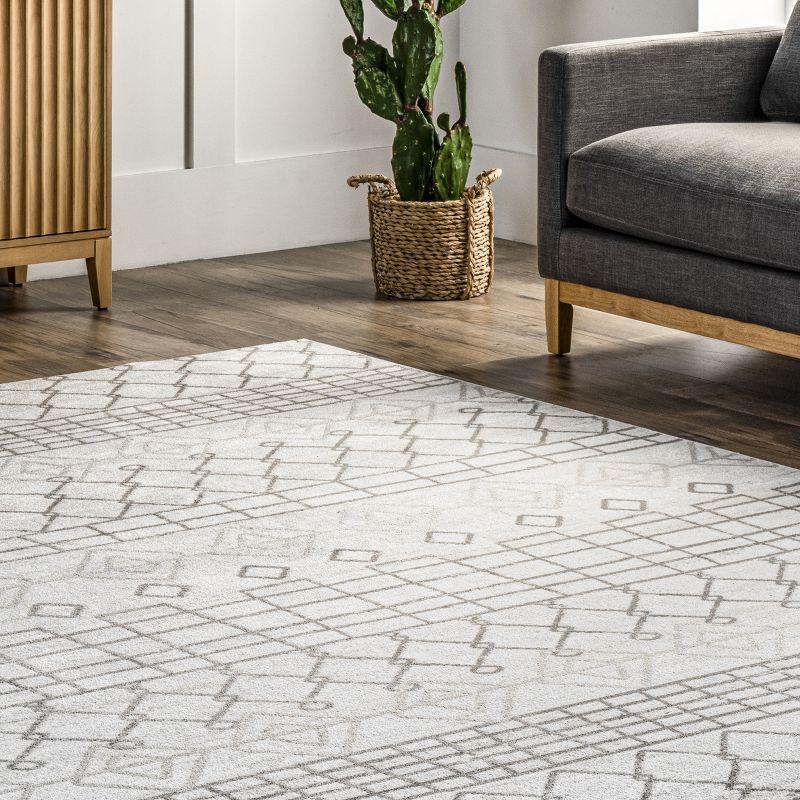 Eco-Friendly Machine Washable Geometric Trellis Rug, 5' x 8', Gray