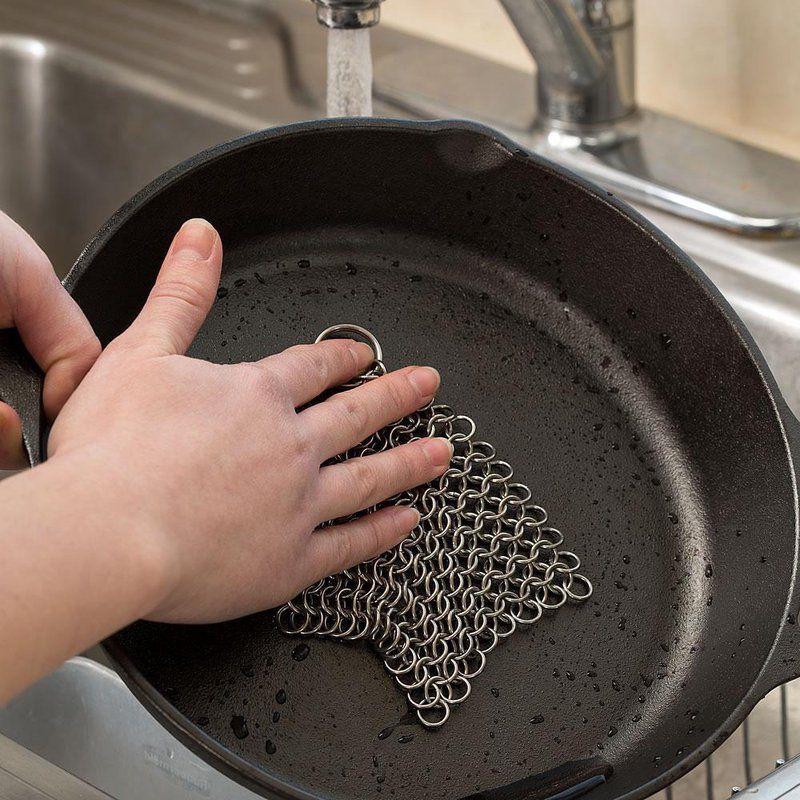 Petromax Cast Iron Pot Scrubber, Stainless Steel Chain Mail Skillet and Pan Cleaner Removes Burnt Residue on Cast or Wrought Iron Cookware