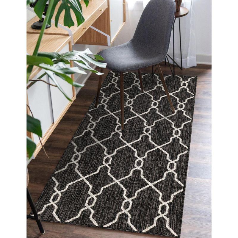 Unique Loom 2' 0 x 6' 1 Runner Indoor/Outdoor Trellis Charcoal Runner Rug