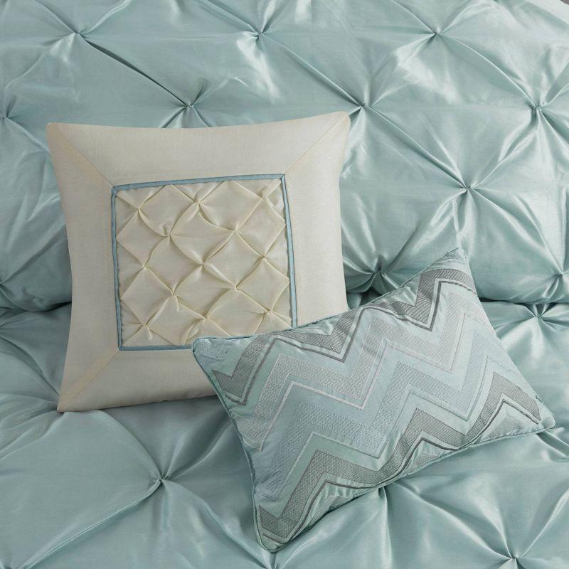 Madison Park Laurel 7 Piece Tufted Comforter Set