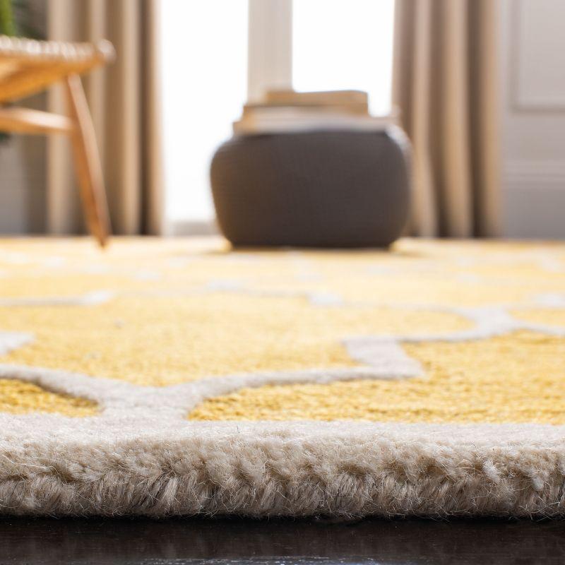 Cambridge CAM134 Tufted Indoor Area Rug - Gold/Ivory - 6'x9' - Safavieh
