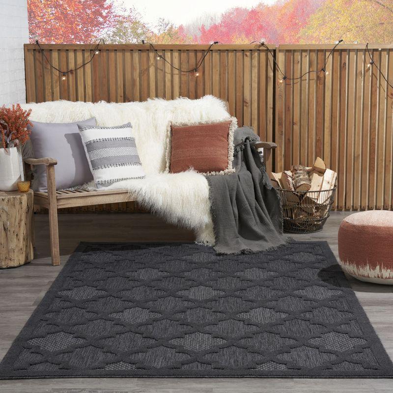 Nourison Easy Care 5' x 7' Charcoal Black Modern Flatweave Indoor/Outdoor Rug
