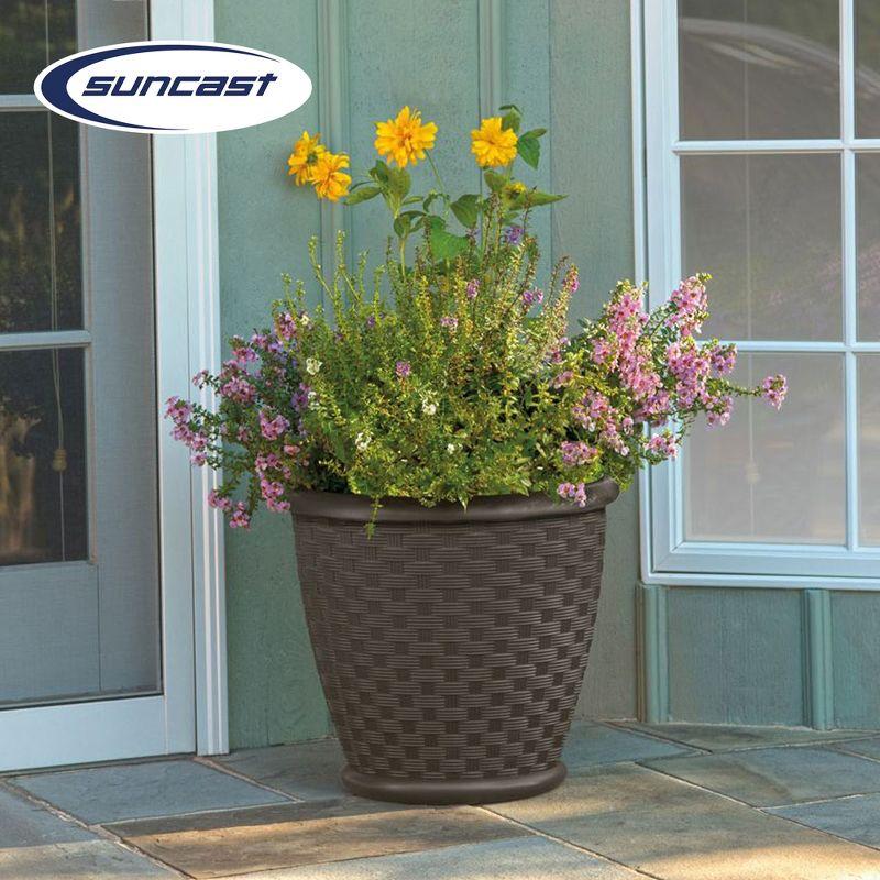 Suncast Pot Planter