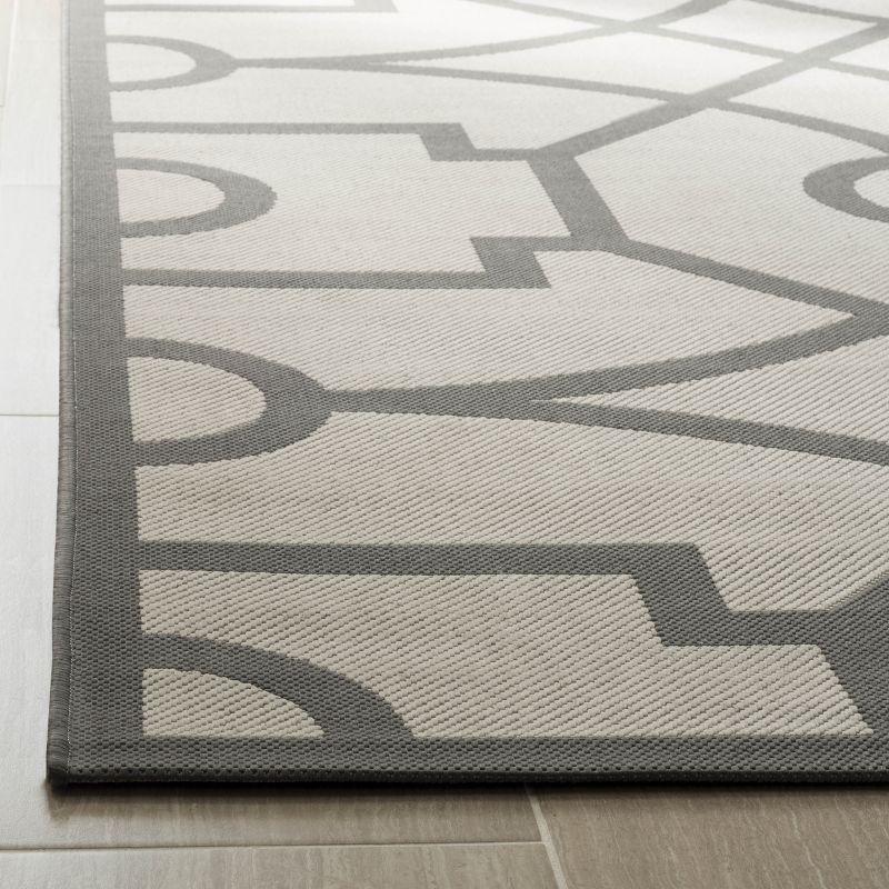 Martha Stewart Fretwork - MSR4121 - Indoor Power Loomed Area Rugs - Grey - 5'3"x7'7"
