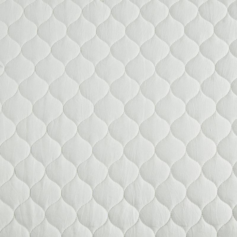 Solid Color 3 Piece Scalloped Edge Crinkle Microfiber Quilt Set