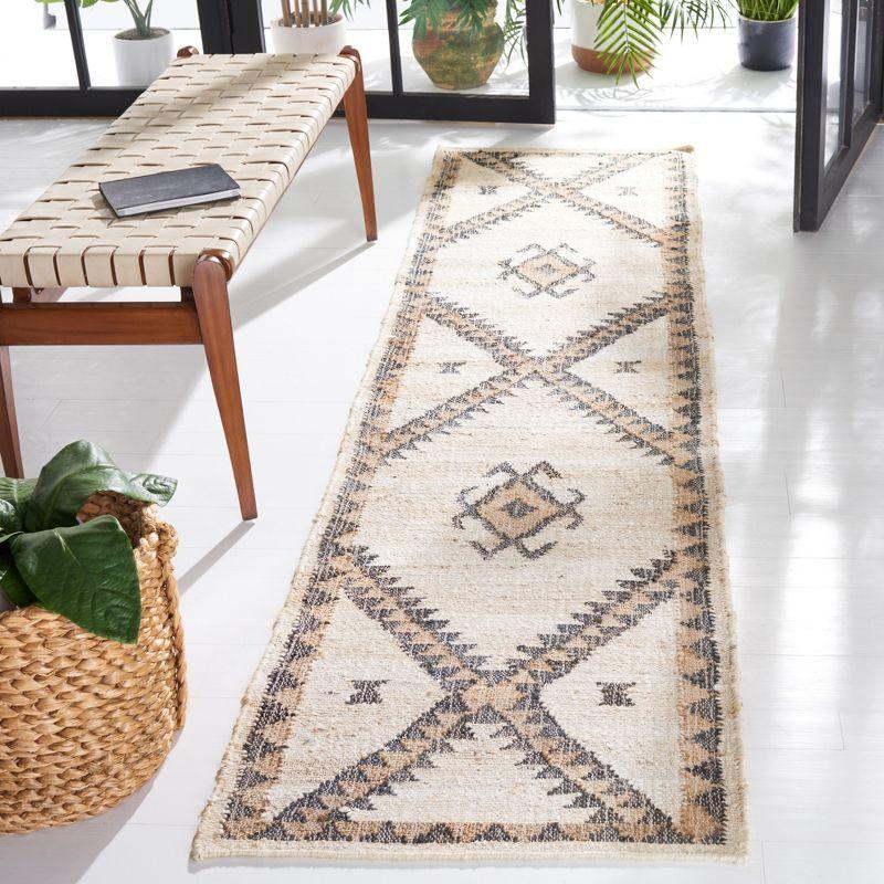 Kilim KLM761 Hand Woven Area Rug  - Safavieh