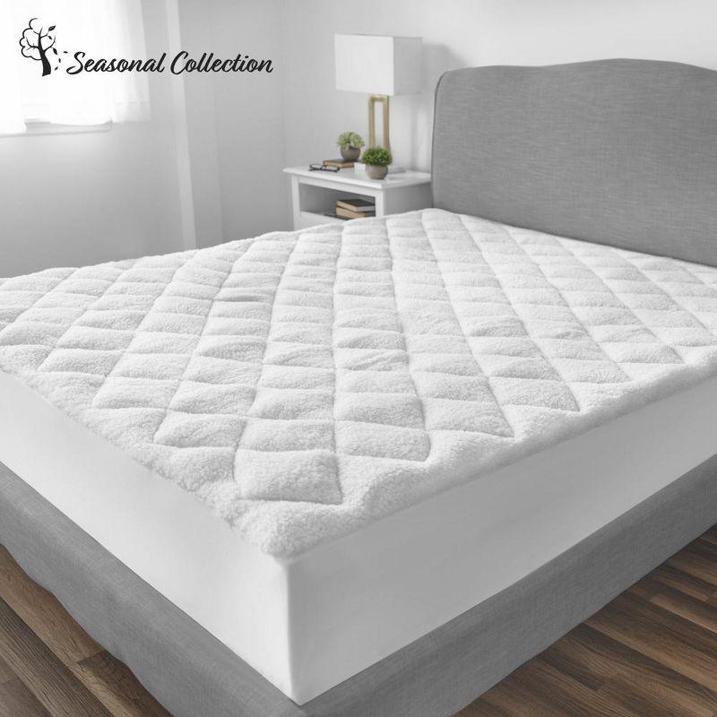 Barefoot Bungalow Willow Reversible Quilt Set