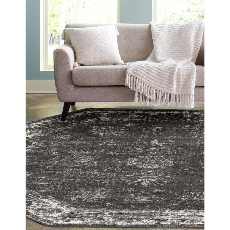 Casino Sofia Octagon Easy-Care Stain-Resistant Rug in Dark Gray