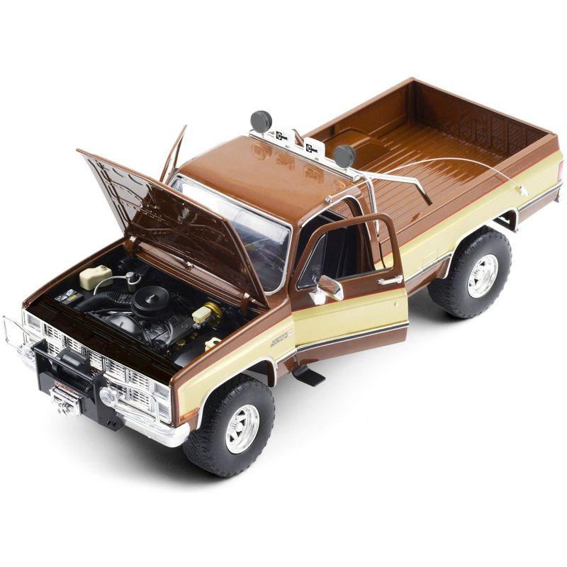 1982 GMC K-2500 Sierra Grande Pickup Truck Brown "The Fall Guy" (1981-1986) TV Series 1/18 Diecast Model Car by Greenlight