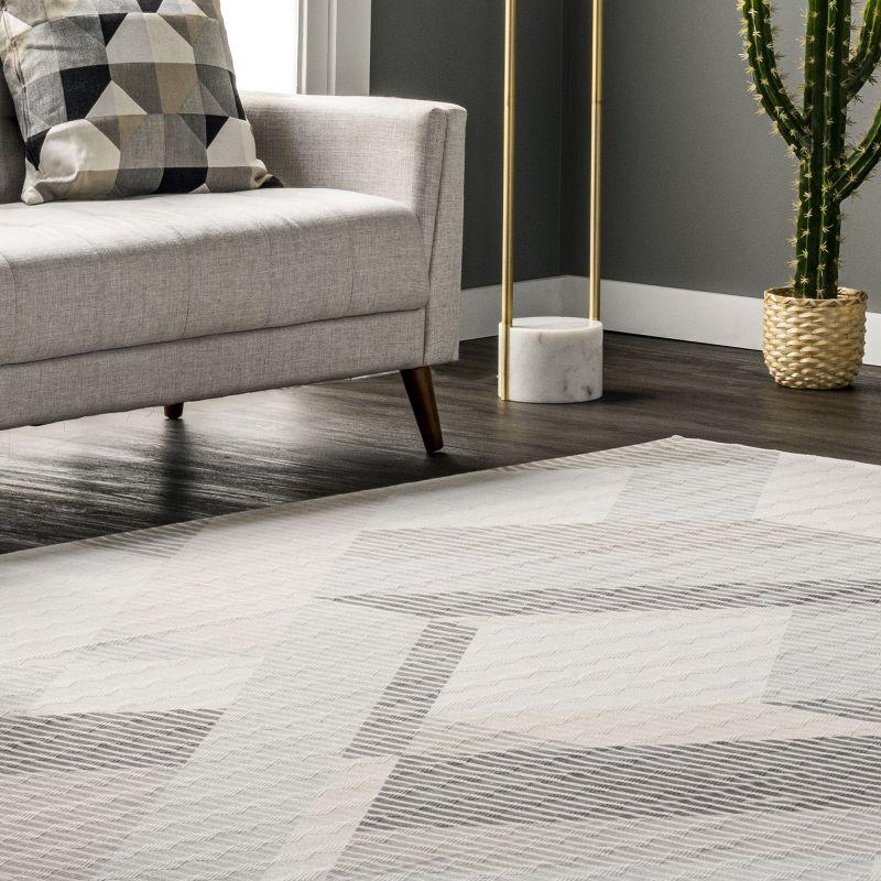 Nuloom Alesha Modern Striped Machine Washable Indoor Area Rug Beige 4' x 6'