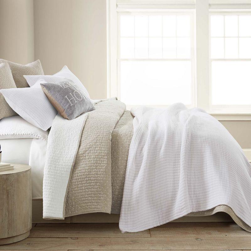 Cross Stitch Taupe Full/Queen Quilt Set
