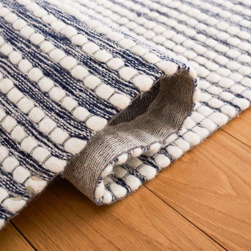 Safavieh Marbella Hand Woven Wool With Cotton Cloth Backing Rug