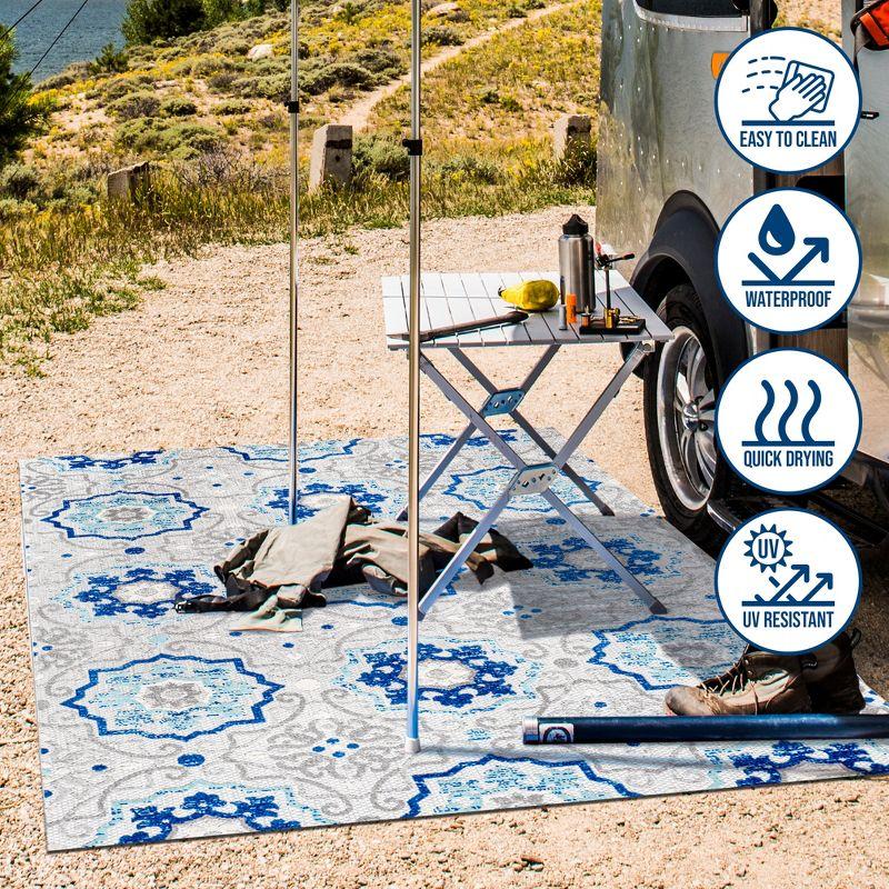 3'x5' Mediterranean Medallion Indoor/Outdoor Area Rug, Blue/Gray - JONATHAN Y