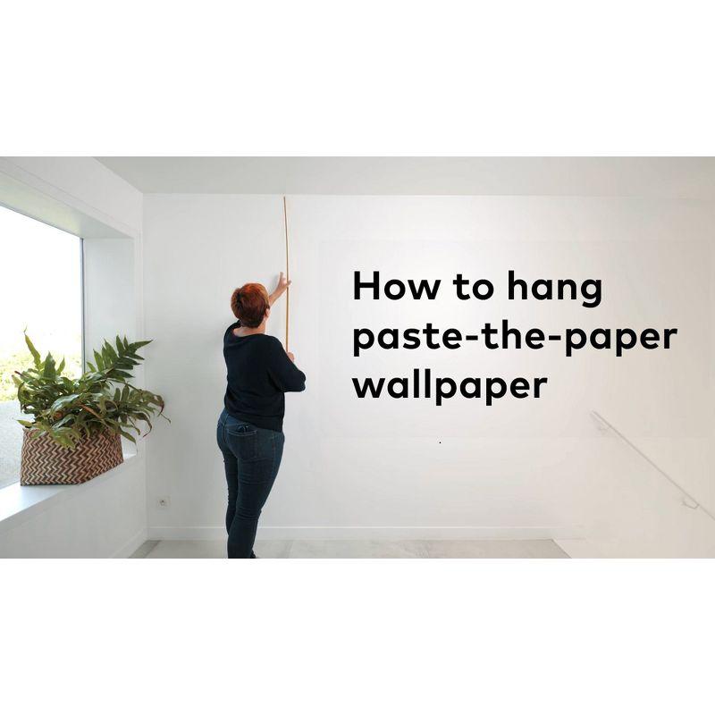 Holden Glistening Ginkgo Silver Wallpaper: Mid-Century Modern Floral Design, Non-Pasted Paper, Smooth Metallic Finish, 56 Sq Ft Coverage