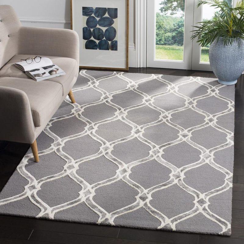 Handmade Dark Grey and Ivory Wool Area Rug, 3' x 5'