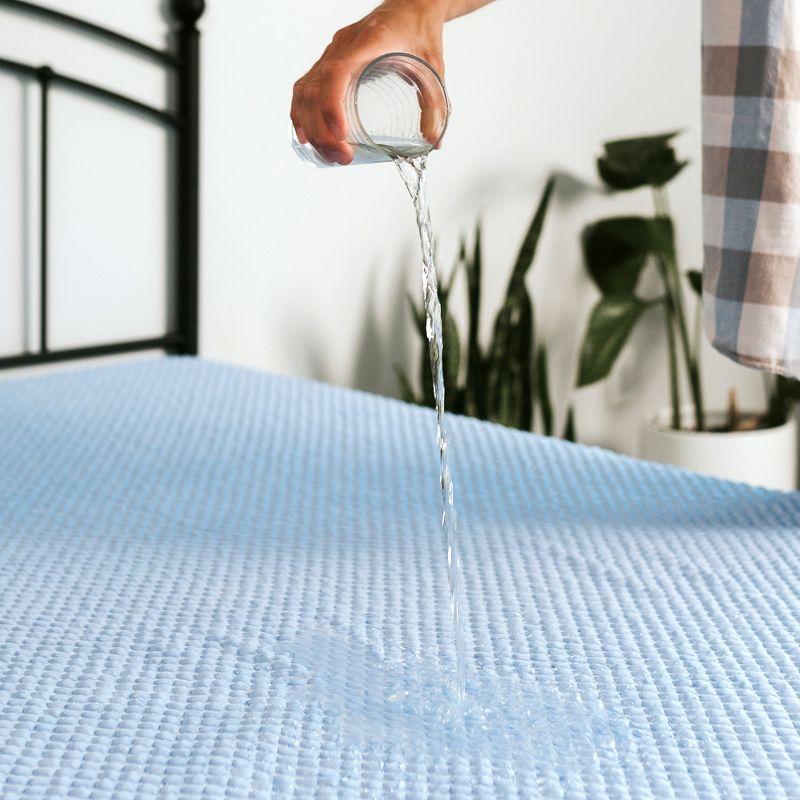 Aere Crystal Cooling Waterproof Mattress Protector - eLuxury