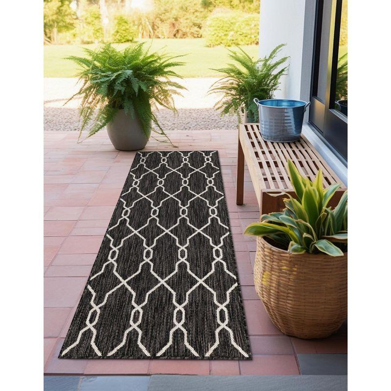Unique Loom 2' 0 x 6' 1 Runner Indoor/Outdoor Trellis Charcoal Runner Rug