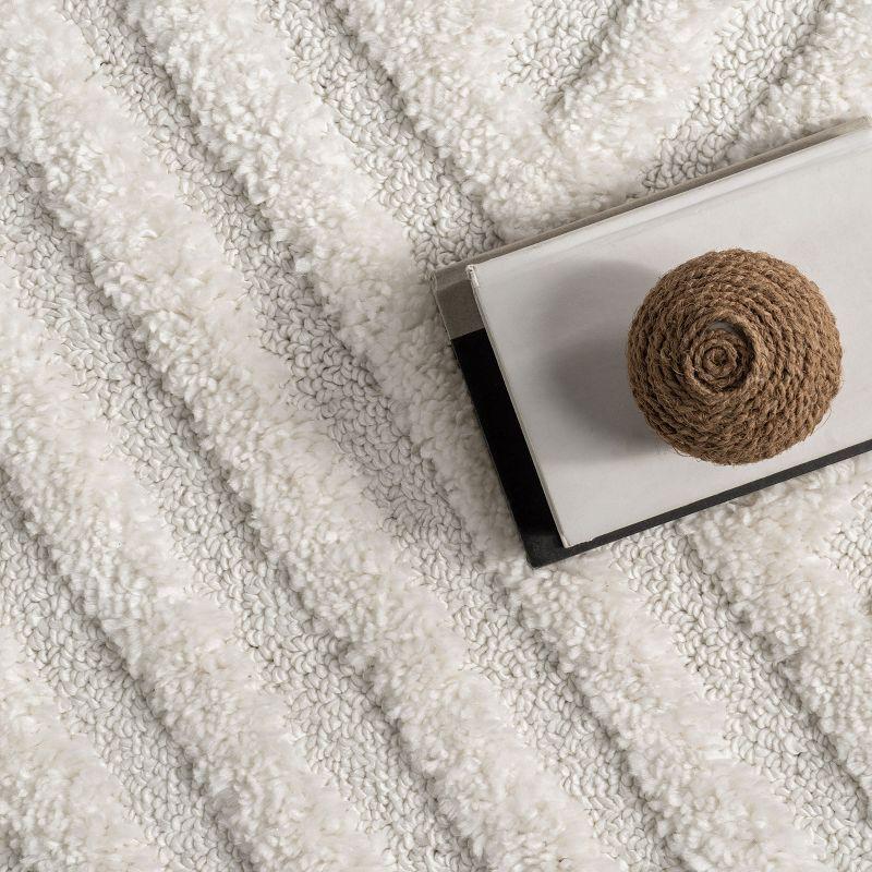 Nuloom Risette Solid 4x6 Shag Indoor Area Rug for Living Room Bedroom Dining Room Nursery Kitchen, Ivory
