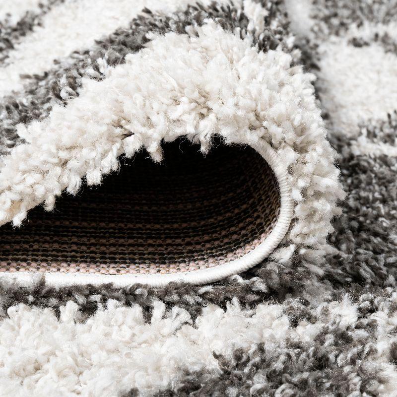 4'x6' Alcudia Geometric Shag Area Rug, Beige/Dark Gray - JONATHAN Y