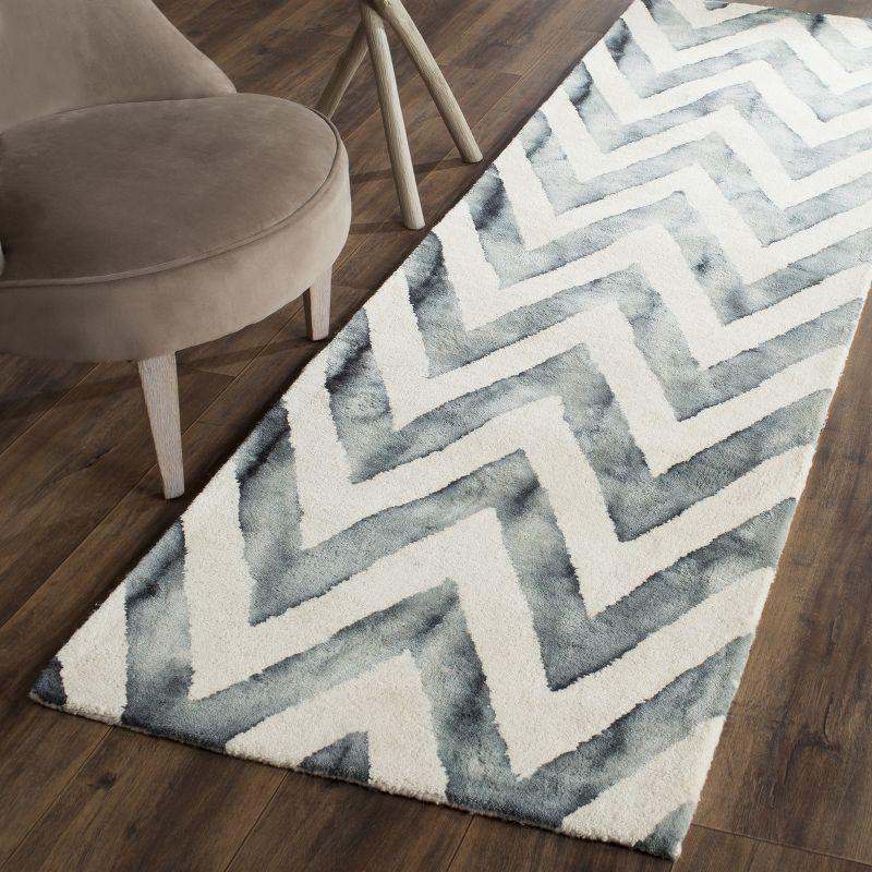 Ivory Grey Handmade Tufted Wool Runner Rug - 27" x 10"