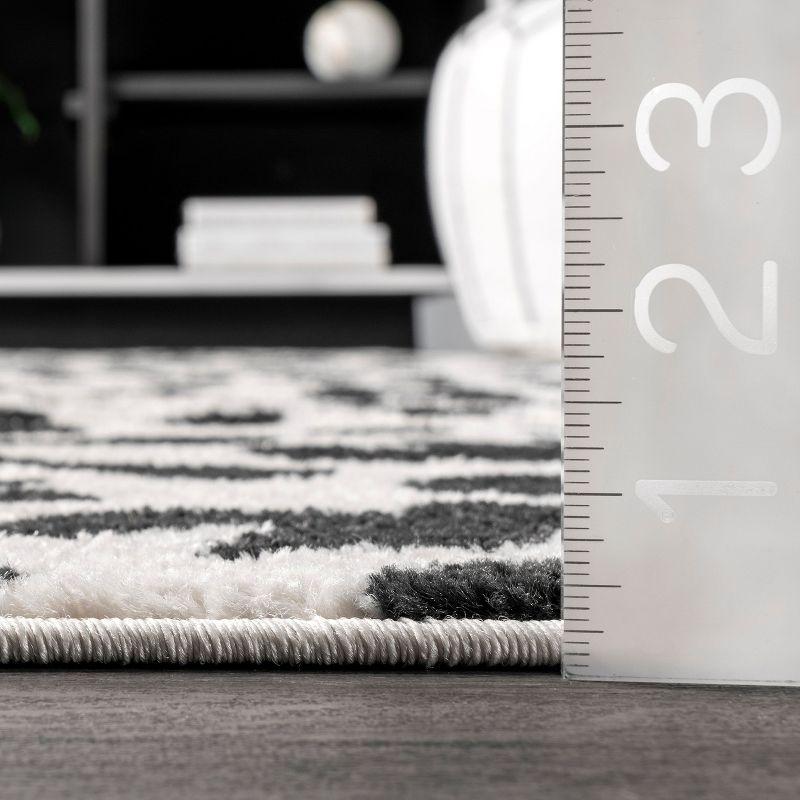 Nuloom Leopard Animal 8x10 Indoor Area Rug for Living Room Bedroom Dining Room Kitchen, Dark Grey/Ivory