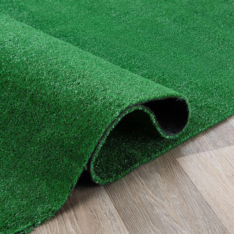 World Rug Gallery Artificial Turf Solid Grass Indoor Outdoor Area Rug - GREEN 5'x7'