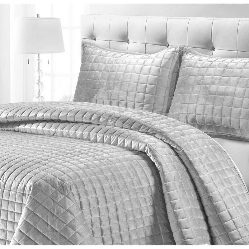 Tribeca Living Glam Quilt Set