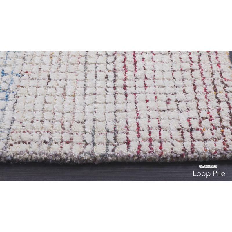 Abstract ABT476 Handmade Tufted Rug - Safavieh