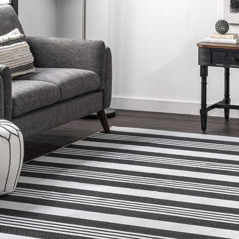 Nuloom Lena Pet Friendly Machine Washable Striped Area Rug, 3' x 5', Charcoal