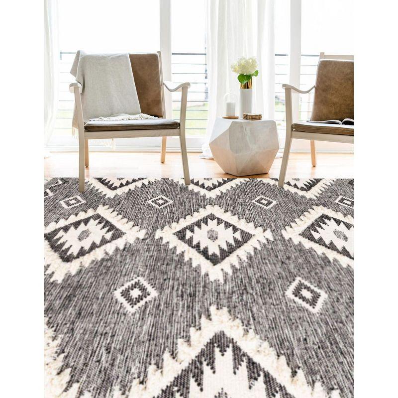 Charcoal Geometric Wool 8' x 10' Handmade Area Rug